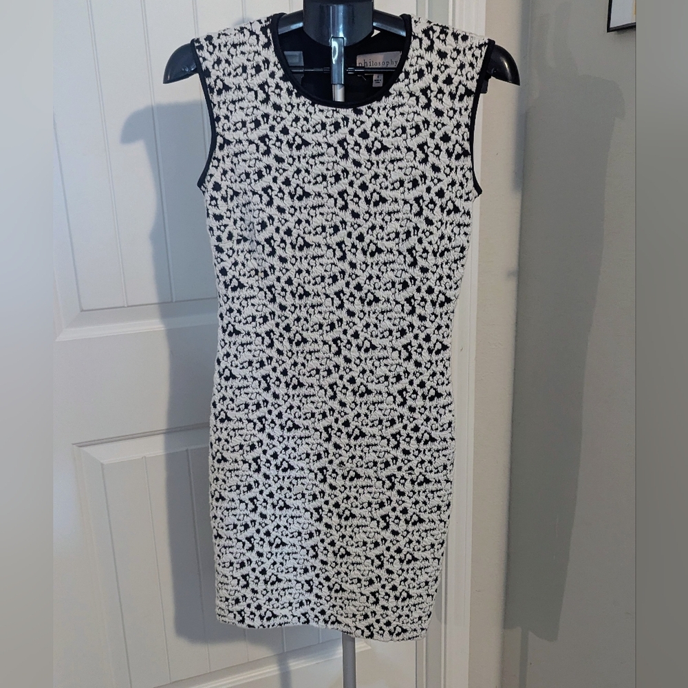 Philosophy Republic Clothing Textured Knit Sheath Dress – Black & White – Size S